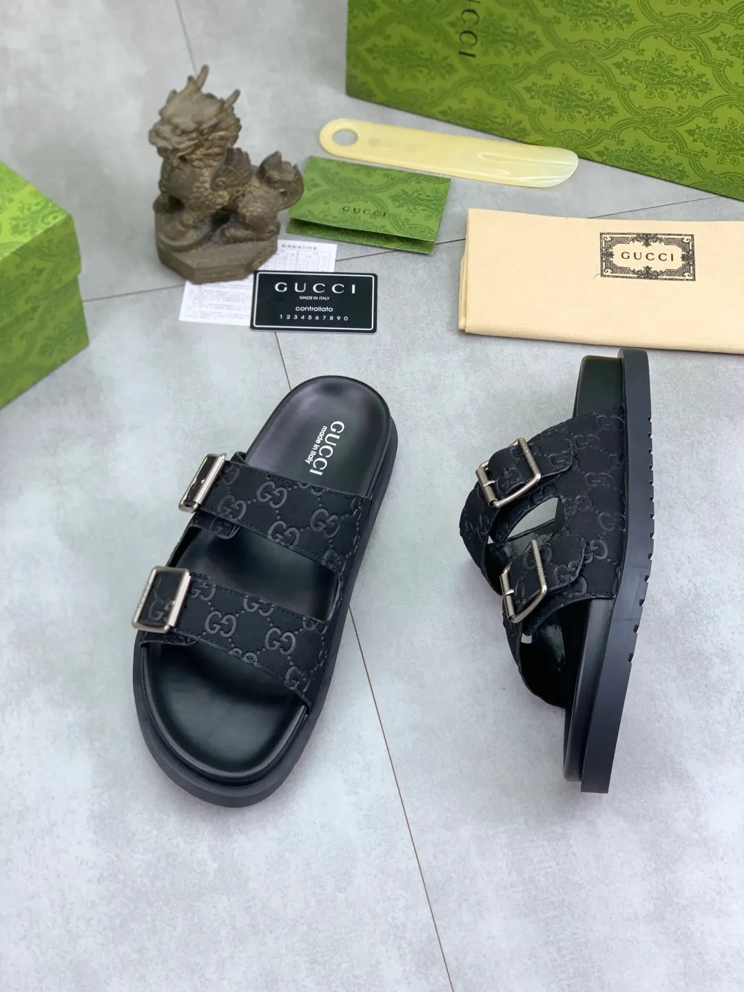 Men's Men's Shoes💰P340💰[New Style]🎁🎁🎁 High-quality GUCCI new casual slippers for the Year of the Snake, original official website, perfect workmanship, transmitting a kind of noble luxury, sublimating its definition of luxury in Gucci's high-end extraordinary craftsmanship. Original Gucci double G combination outsole, code number: 38-44 (45 customized)